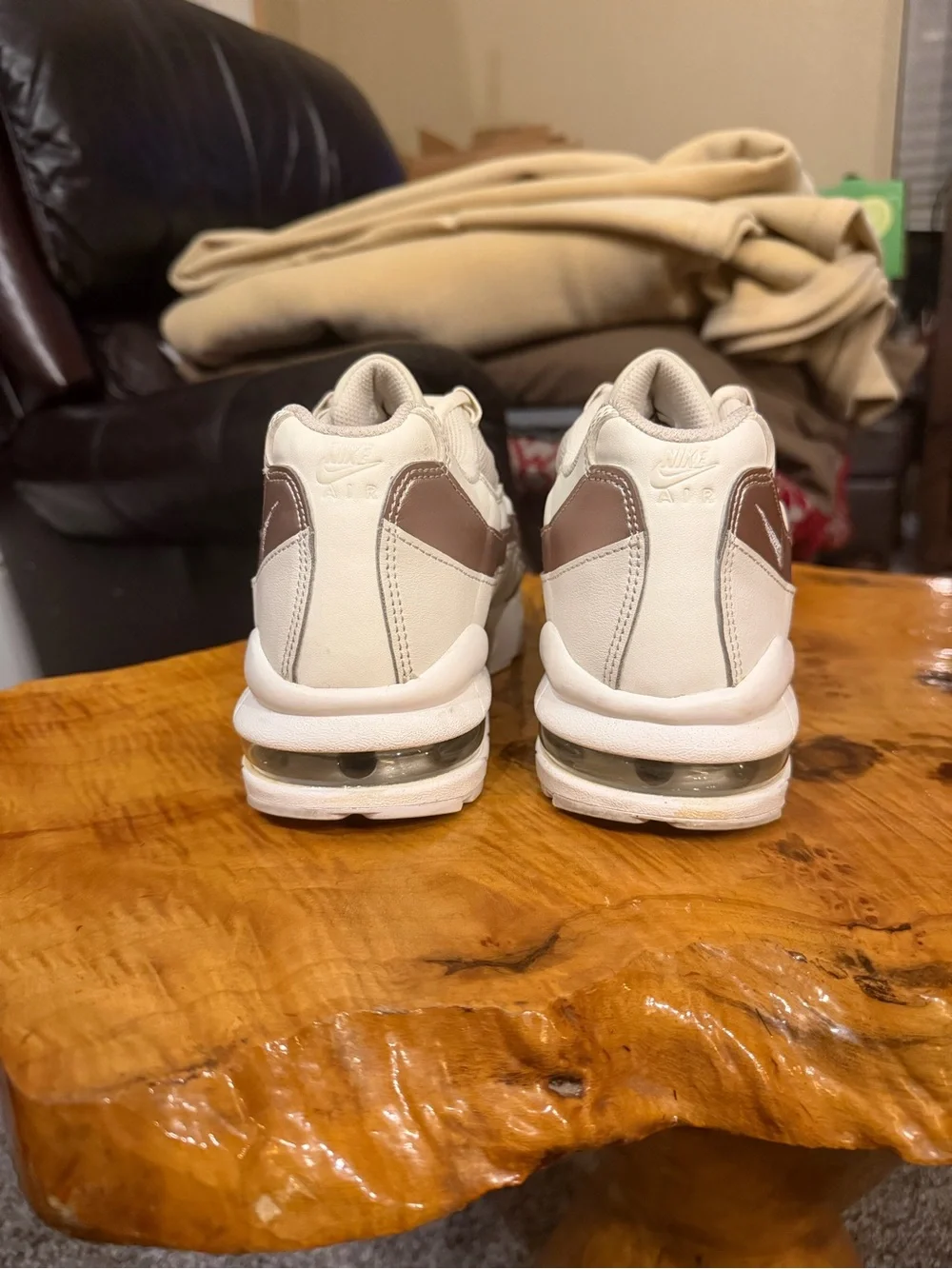 Nike Air Max 95 GS Bone Rose Gold 310830-015 Size 7Y / Women 8.5 / Men 7